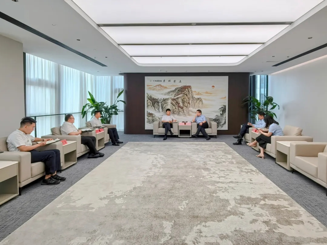 金盾公司与市中城发集团开展座谈交流 共谋合作发展新篇章